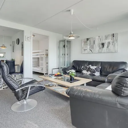 Maura - 2-3km From The Sea By Interhome Leilighet *