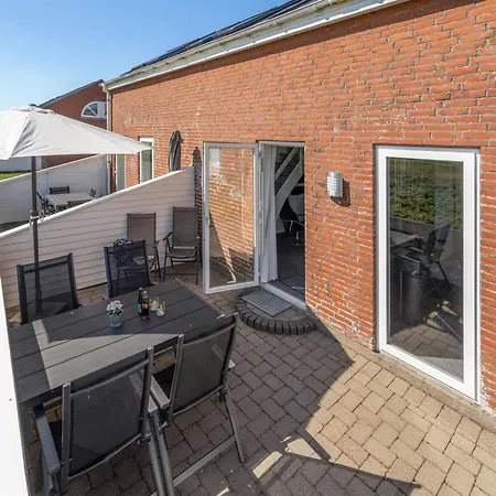 Maura - 2-3km From The Sea By Interhome Appartement